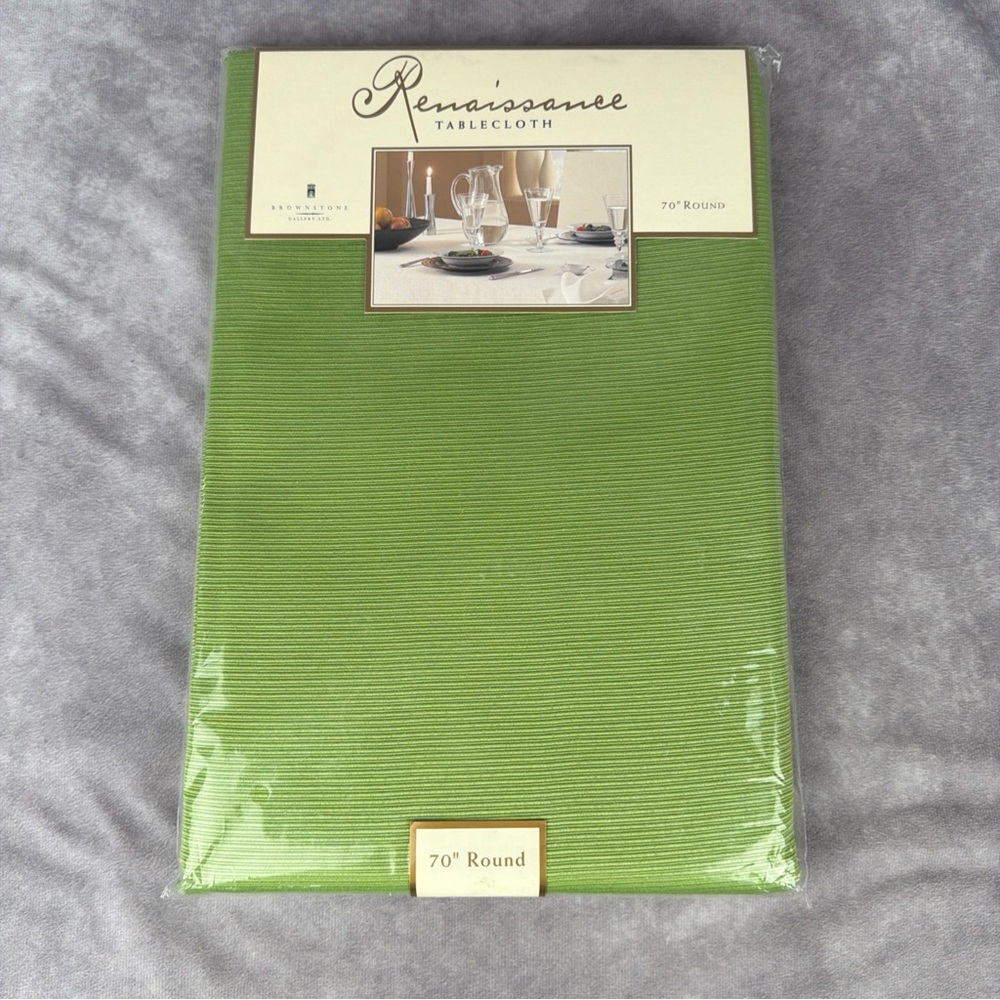 Renaissance 70" Round Lime Green Tablecloth